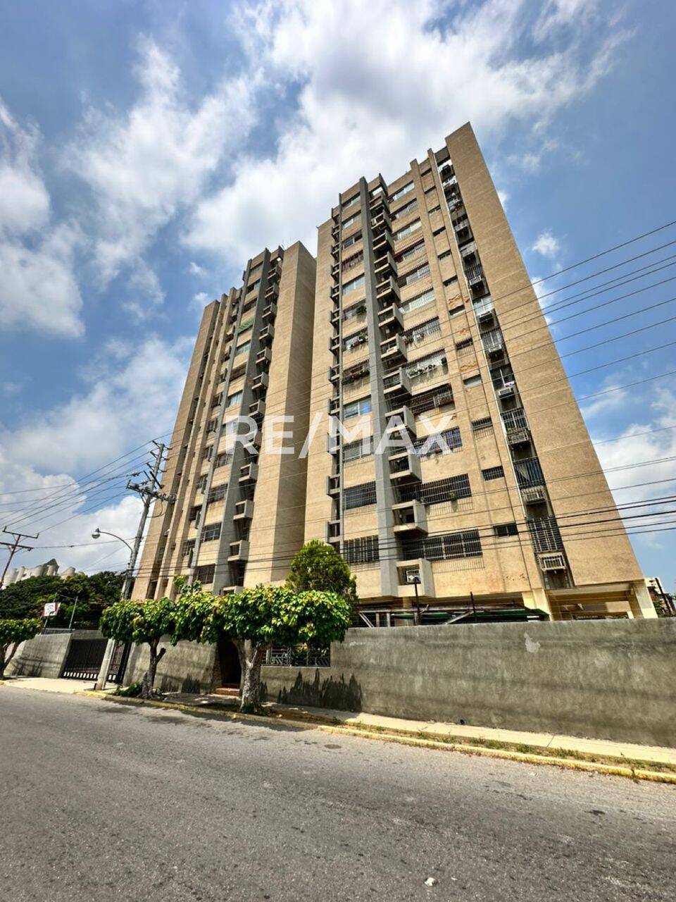 #2018 - Apartamento para Venta en Maracaibo - V