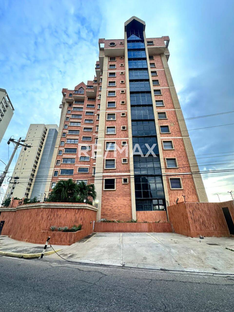 #2086 - Apartamento para Alquiler en Maracaibo - V