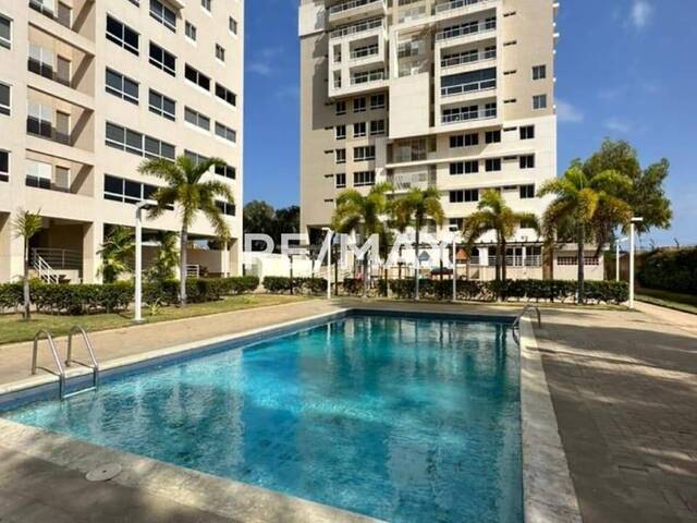Apartamento para Alquiler en Maracaibo - 1