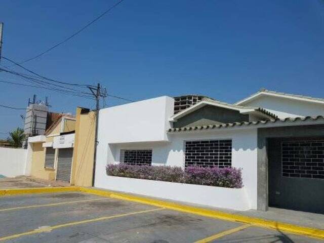 #187210 - Casa para Alquiler en Maracaibo - V