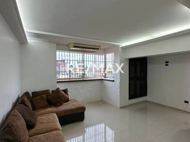 #651 - Apartamento para Venta en Maracaibo - V