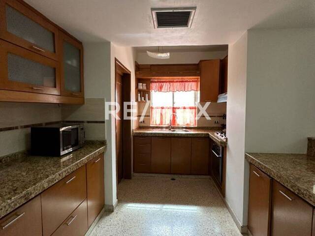 #1421 - Apartamento para Venta en Maracaibo - V