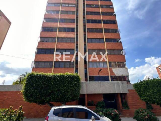 #2348 - Apartamento para Venta en Maracaibo - V