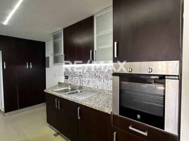 #2384 - Apartamento para Venta en Maracaibo - V