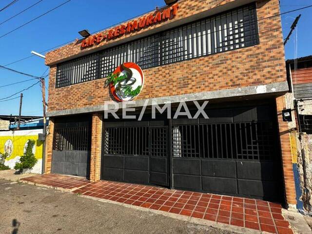 #2402 - Local Comercial para Venta en Maracaibo - V
