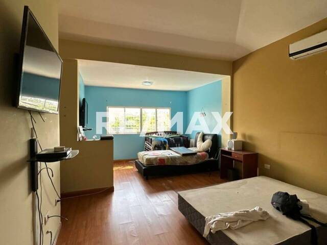 #232134 - Casa para Alquiler en Maracaibo - V - 3