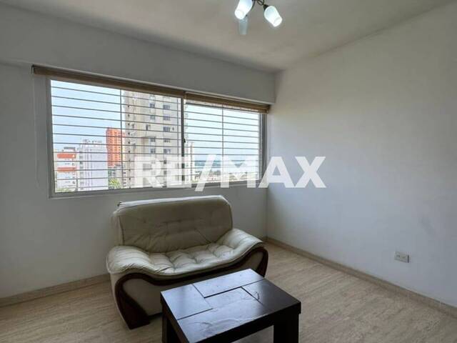 #2854 - Apartamento para Alquiler en Maracaibo - V - 2